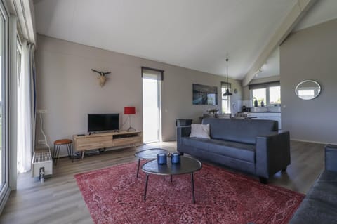 House | Living room