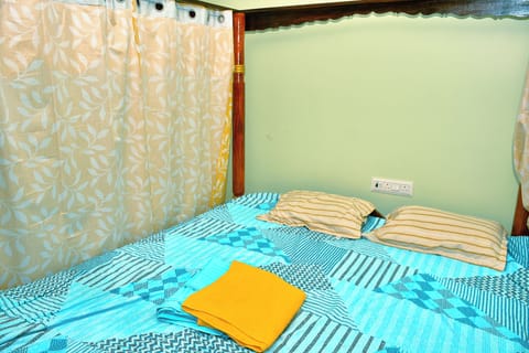 Luxury Villa, Balcony, Pool View | Desk, WiFi (free)
