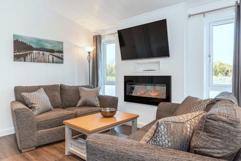 Chalet | Living room | Fireplace