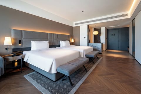 Standard Twin Room, River View | Minibar (free items), desk, blackout drapes, iron/ironing board