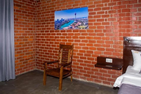 Deluxe Double Room, Garden View | Minibar, WiFi (free), bed sheets