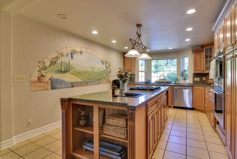 House (Multiple Bedrooms) | Interior