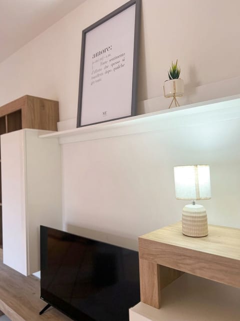 Apartment (2 Bedrooms) | Living area | 32-inch TV with cable channels