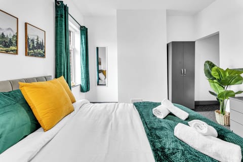 3 bedrooms, WiFi (free), individually decorated, individually furnished