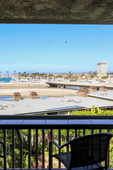 Condo, 1 King Bed with Sofa bed (G223 Harbor Horizon Retreat) | Property grounds