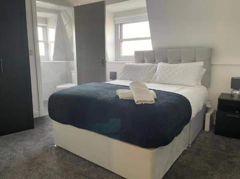 Iron/ironing board, WiFi (free), bed sheets