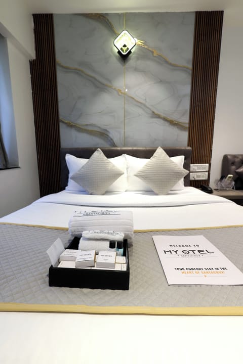 Premium Room, City View | Egyptian cotton sheets, premium bedding, down comforters