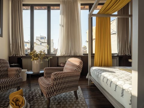 Luxury Suite (Giglio Rosso) | Premium bedding, down comforters, in-room safe, desk