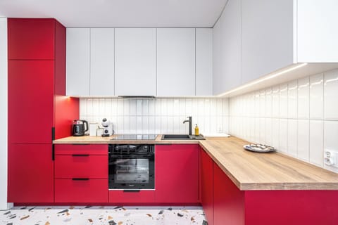 Apartment, City View | Private kitchenette