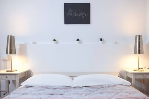 Apartment, 1 Bedroom | 2 bedrooms