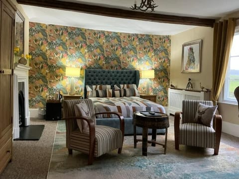 Superior Double Room, Garden View | Blackout drapes, soundproofing, iron/ironing board (on request)