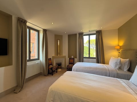 Luxury Villa, Valley View | Minibar (some free items), in-room safe, WiFi (free)