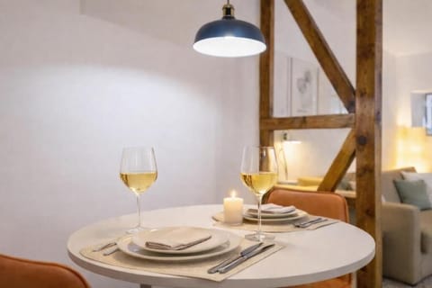 Apartment, 1 Bedroom | Dining
