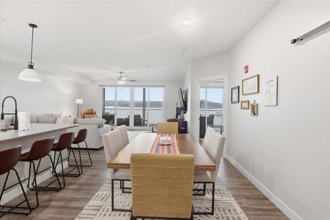 Condo, Multiple Beds (Niangua Sunset) | 3 bedrooms, individually decorated, individually furnished, bed sheets