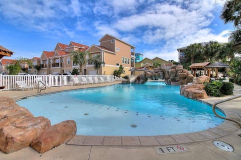 House | 4 bedrooms, high-speed internet