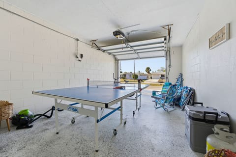 House | 3 bedrooms, high-speed internet