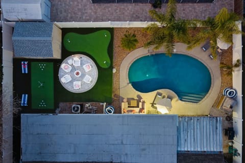 House | 3 bedrooms, high-speed internet