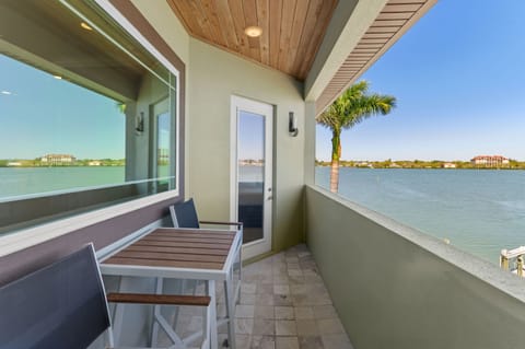 House | 4 bedrooms, high-speed internet