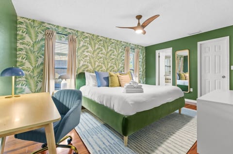 House | 4 bedrooms, high-speed internet