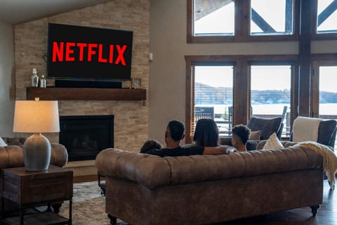 House | 5 bedrooms, high-speed internet
