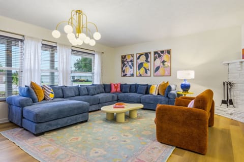 House | 4 bedrooms, high-speed internet