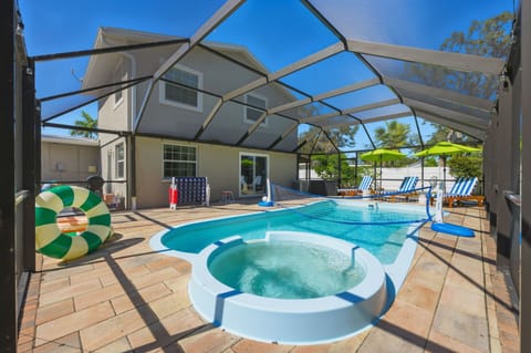 House | 4 bedrooms, high-speed internet