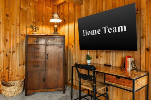 House | 4 bedrooms, high-speed internet