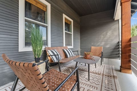 House | 4 bedrooms, high-speed internet