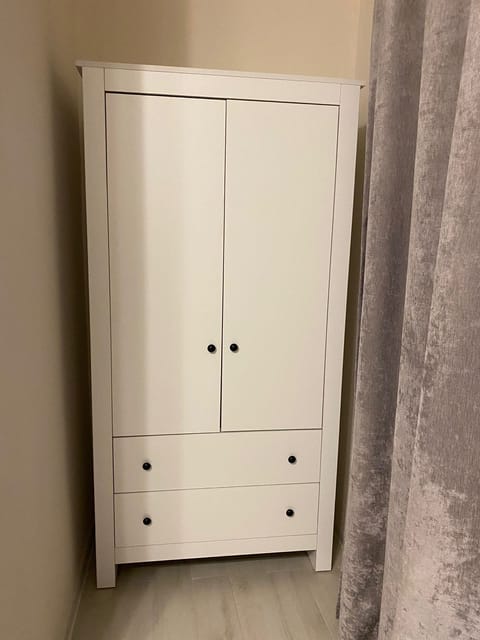 Comfort Double or Twin Room | In-room safe, desk, blackout drapes, iron/ironing board