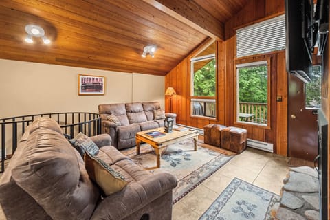 Townhome, Multiple Beds, Mountain View (Limber Pine Townhome) | Living area