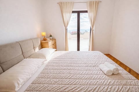 Apartment (A1) | Iron/ironing board, WiFi (free)