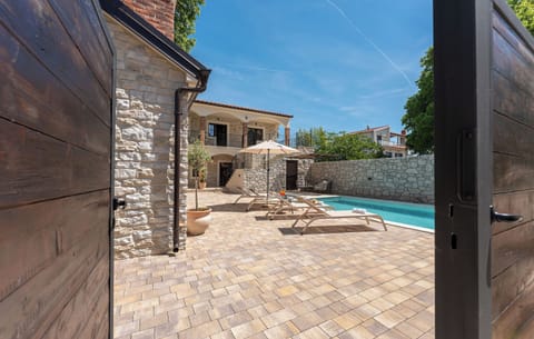 Free self parking