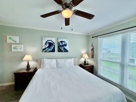 Townhome, Multiple Beds, Ocean View (Casa Pelicano) | 2 bedrooms, individually decorated, individually furnished