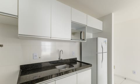 Basic Apartment | Private kitchen
