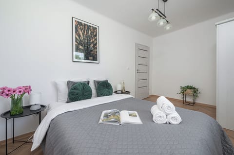 Classic Apartment, 2 Bedrooms, Courtyard View | Premium bedding, blackout drapes, soundproofing, iron/ironing board