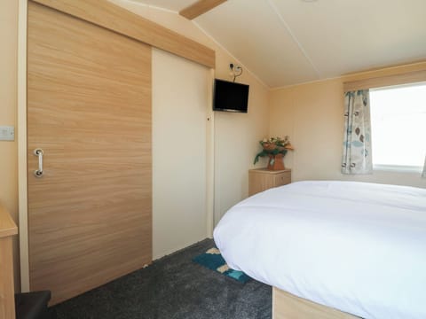 2 bedrooms, WiFi (free), individually decorated, individually furnished