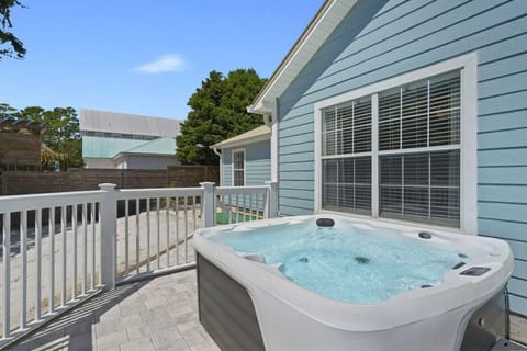 House, Multiple Beds (Sandy Daze) | Terrace/patio