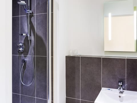 Triple Room (with a large bed and a bunk bed) | In-room safe, desk, laptop workspace, free WiFi