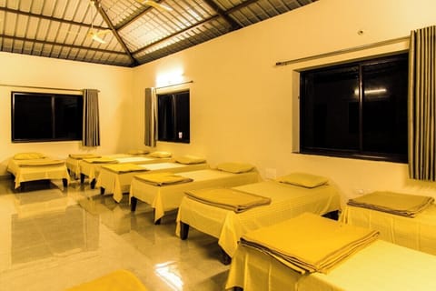 Shared Dormitory | WiFi (free)