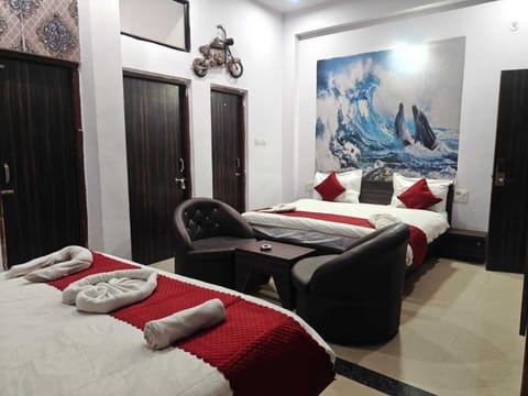 Family Room | WiFi (free)