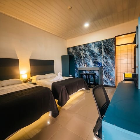 Family Suite | Blackout drapes, WiFi (free), bed sheets