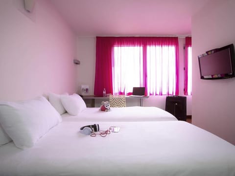 Standard Suite, Multiple Beds | Laptop workspace, soundproofing, iron/ironing board, free WiFi