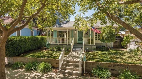 House (3 Bedrooms) | Front of property