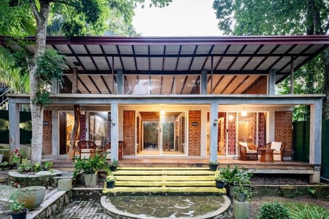 Traditional Bungalow, Garden View | Exterior