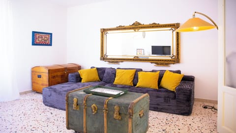 Apartment | Living area