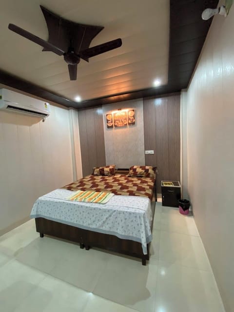 Deluxe Double Room | Desk, laptop workspace, WiFi (free)