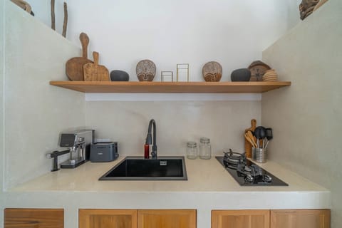 Exclusive Villa, Patio, Pool View | Private kitchen