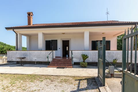 House | Exterior