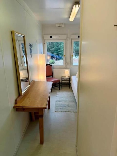 Basic Single Room, Mountain View | WiFi (free), bed sheets