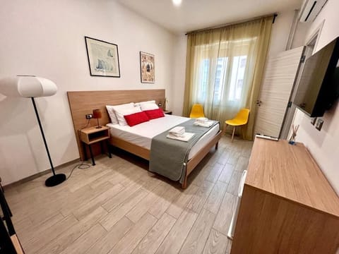 Double Room | Blackout drapes, iron/ironing board (on request), WiFi (free)